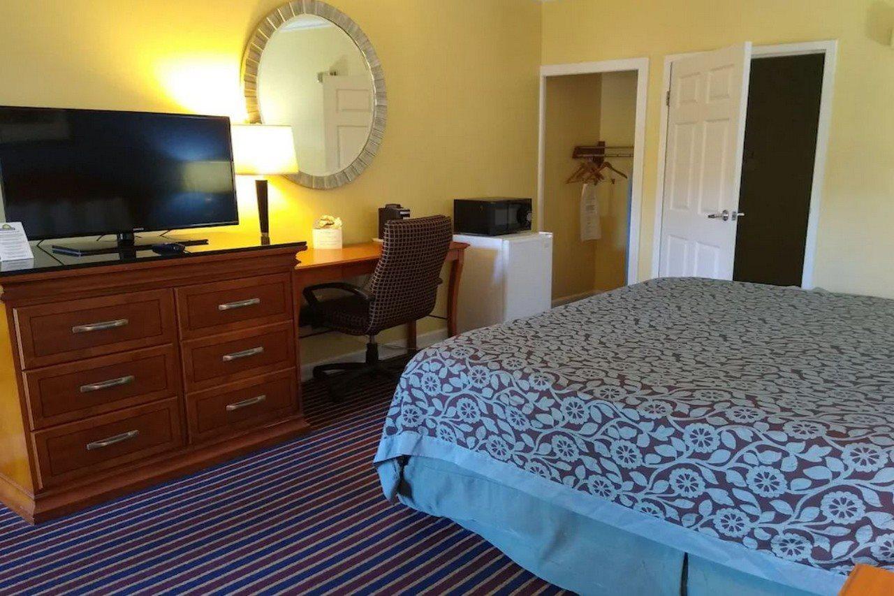 Days Inn By Wyndham Kingsland Ga Екстер'єр фото