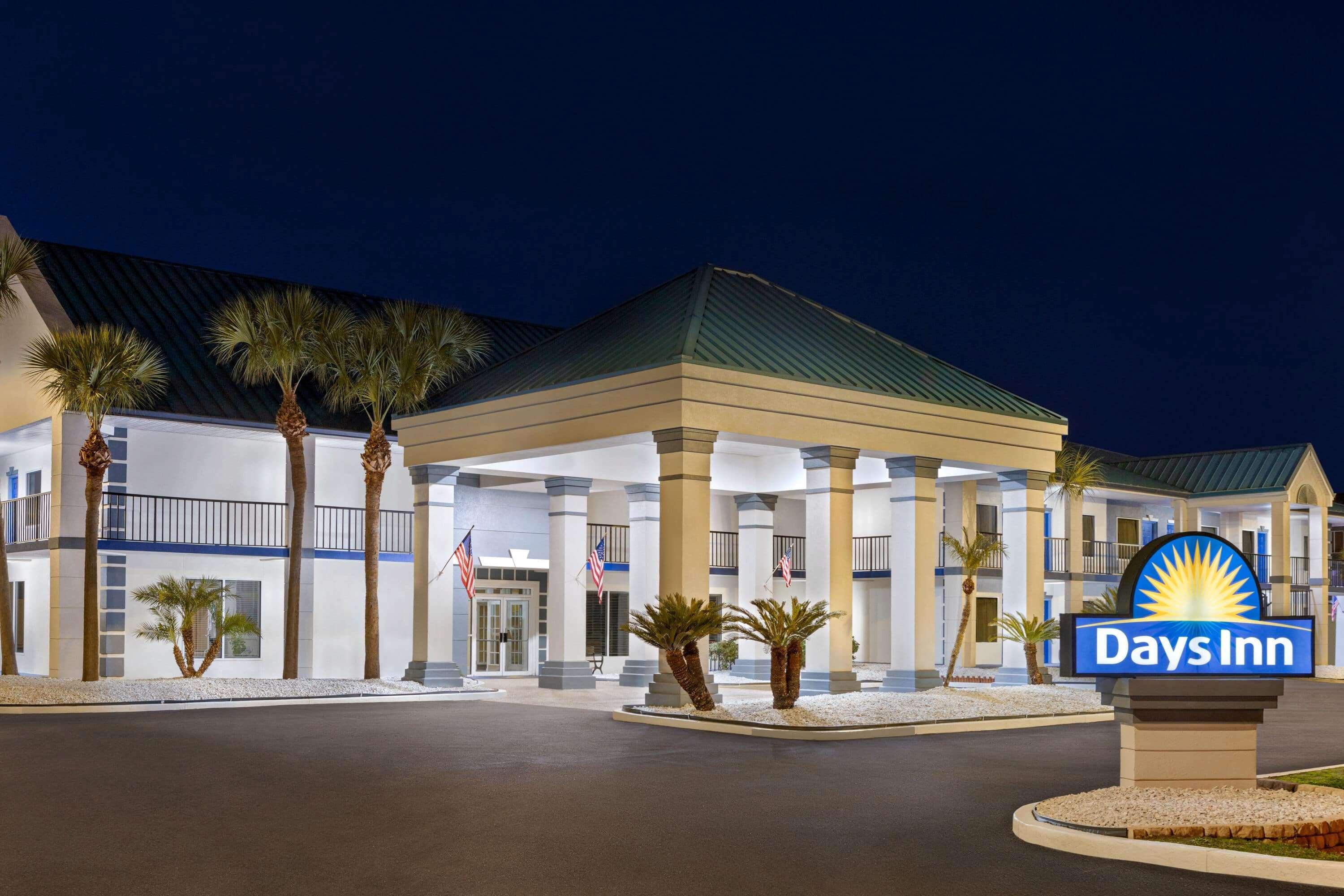 Days Inn By Wyndham Kingsland Ga Екстер'єр фото